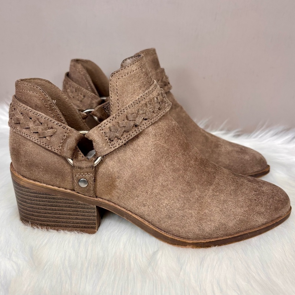 FERGALICIOUS Tan Ankle Booties - Picture 2 of 13